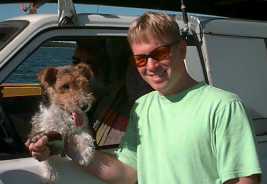 Minnie meets a fellow traveler