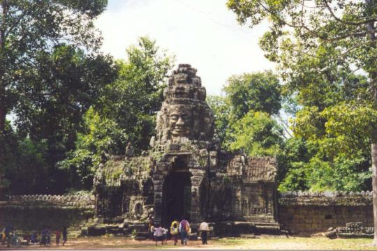 Gateway to Banteay Kdei Floating village on the Tonle Sap